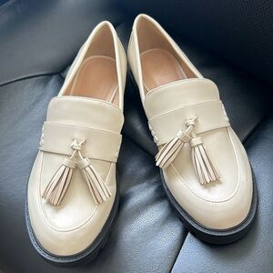 Loft lug tassel loafers. Ivory  beautiful loafers. NWOT